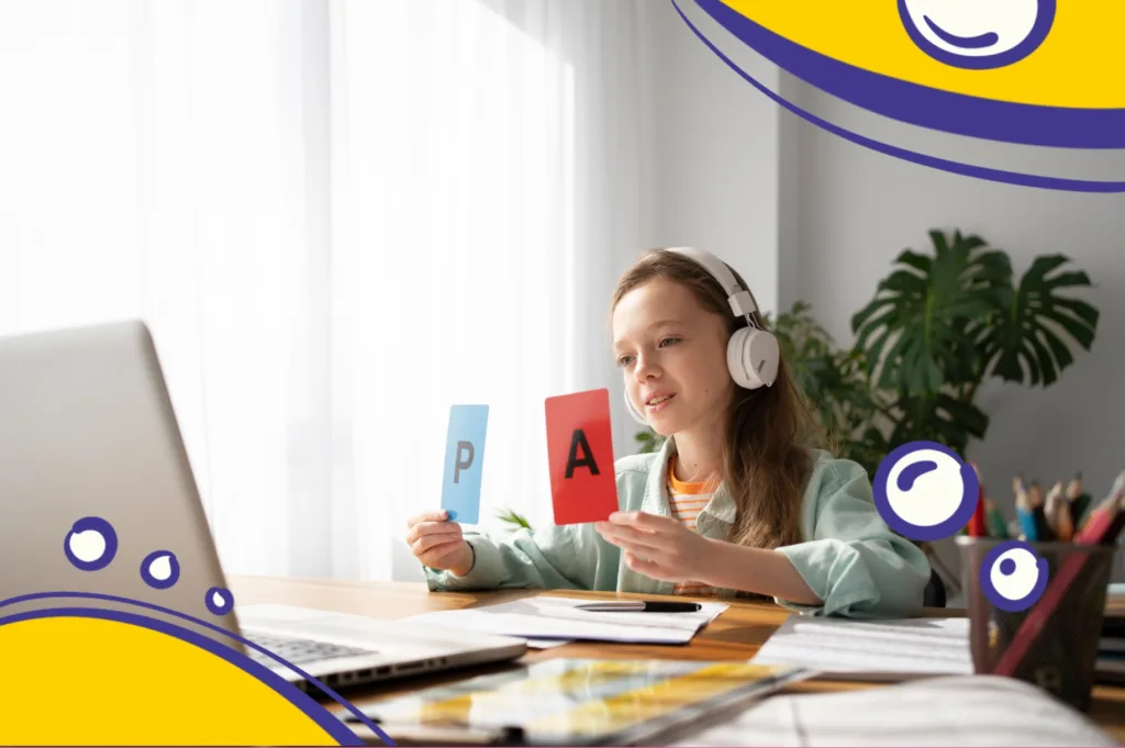 Дитина навчається вдома за ноутбуком — дистанційна освіта у 2025 році