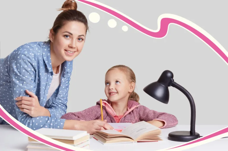 Учень займається з репетитором онлайн