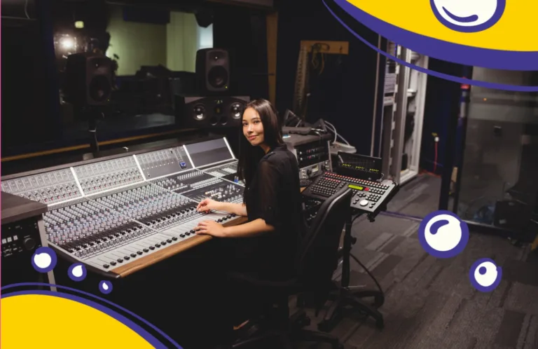 Підлітки працюють у шкільній студії звукозапису