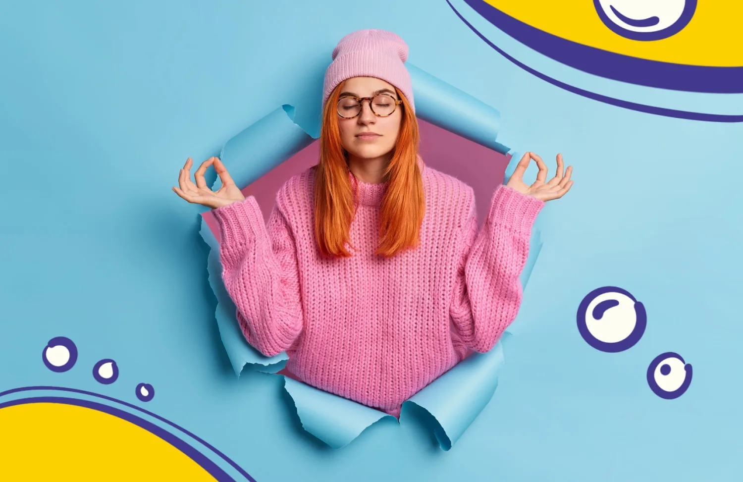 Інтровертна дитина спостерігає за однолітками у спокійній обстановці